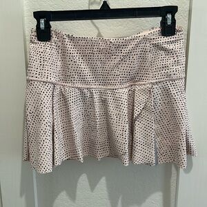 Lululemon skirt with built in shorts and 4 pockets